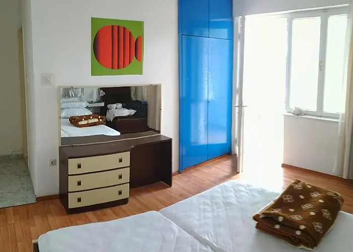 Retreat 아파트 브렐라