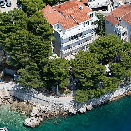 Beach Retreat *